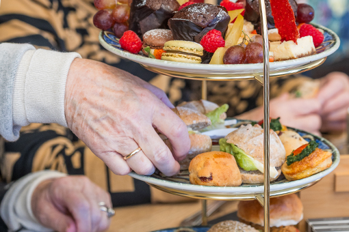 De Koning van Denemarken High Tea High Wine en beer en bites